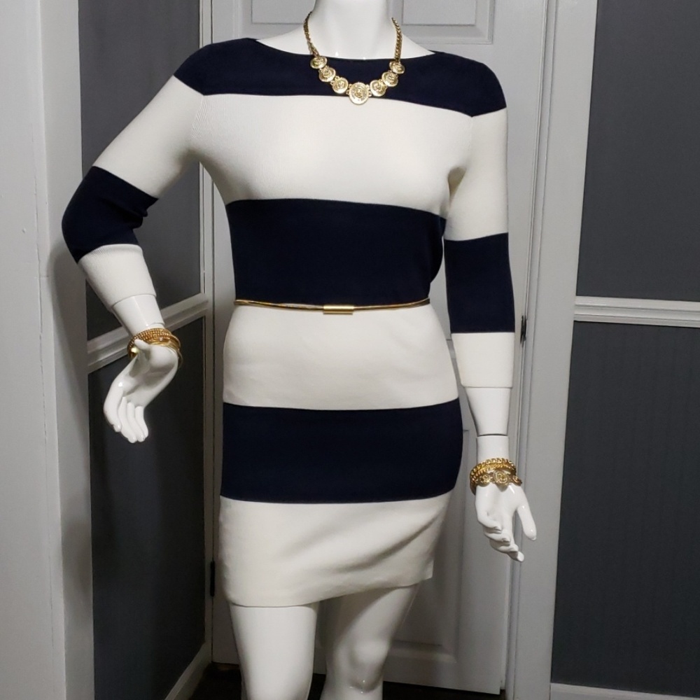 GAP SWEATER DRESS. NWT